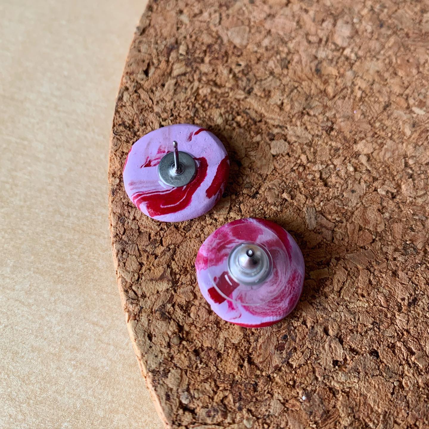 Red Sea Marbled Studs
