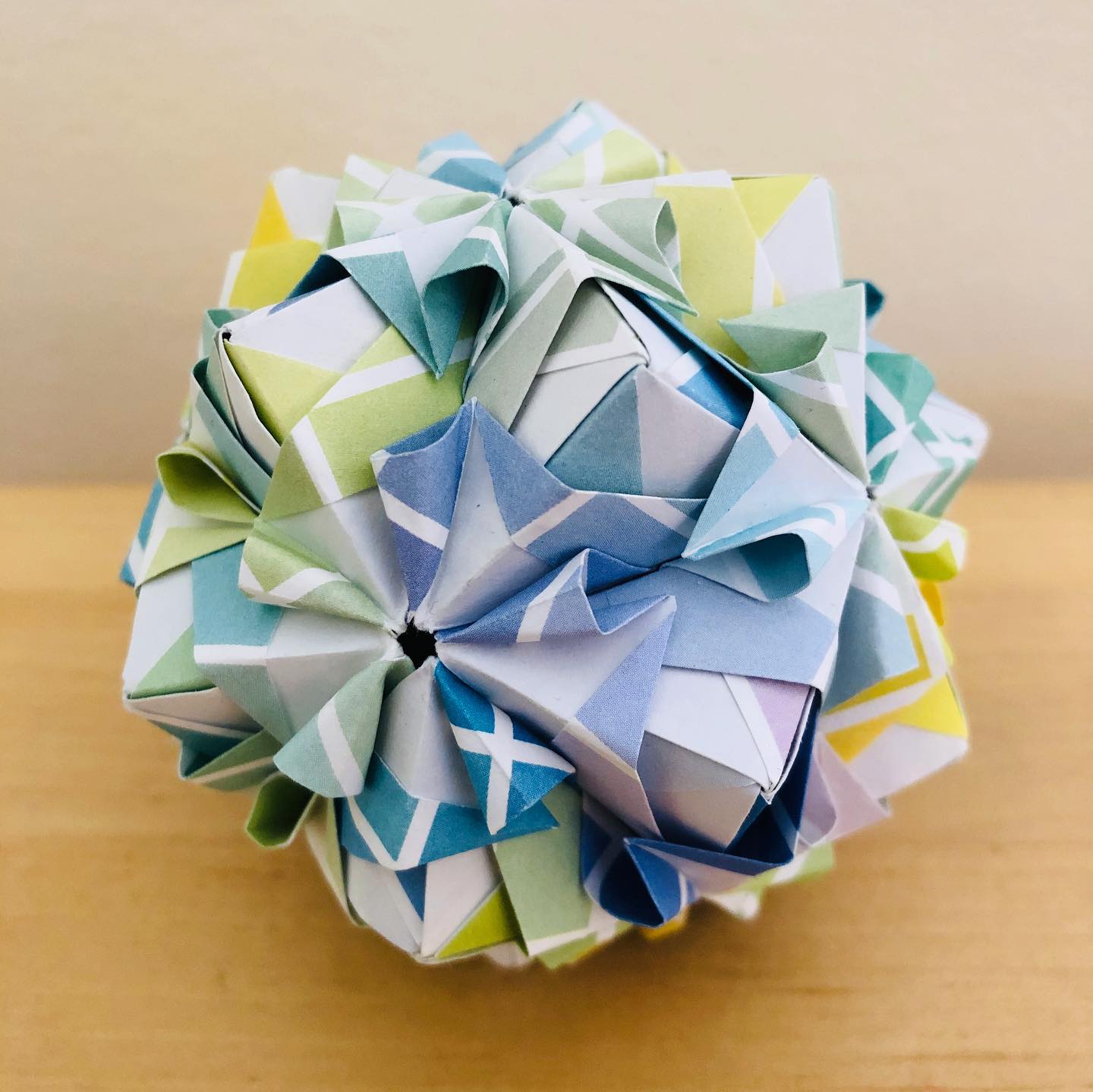 Waves Kusudama
