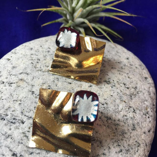 Silverfoil Red Sunburst Studs
