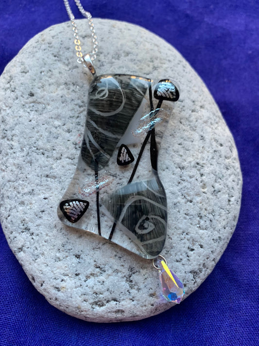 Black & White Geometric Necklace