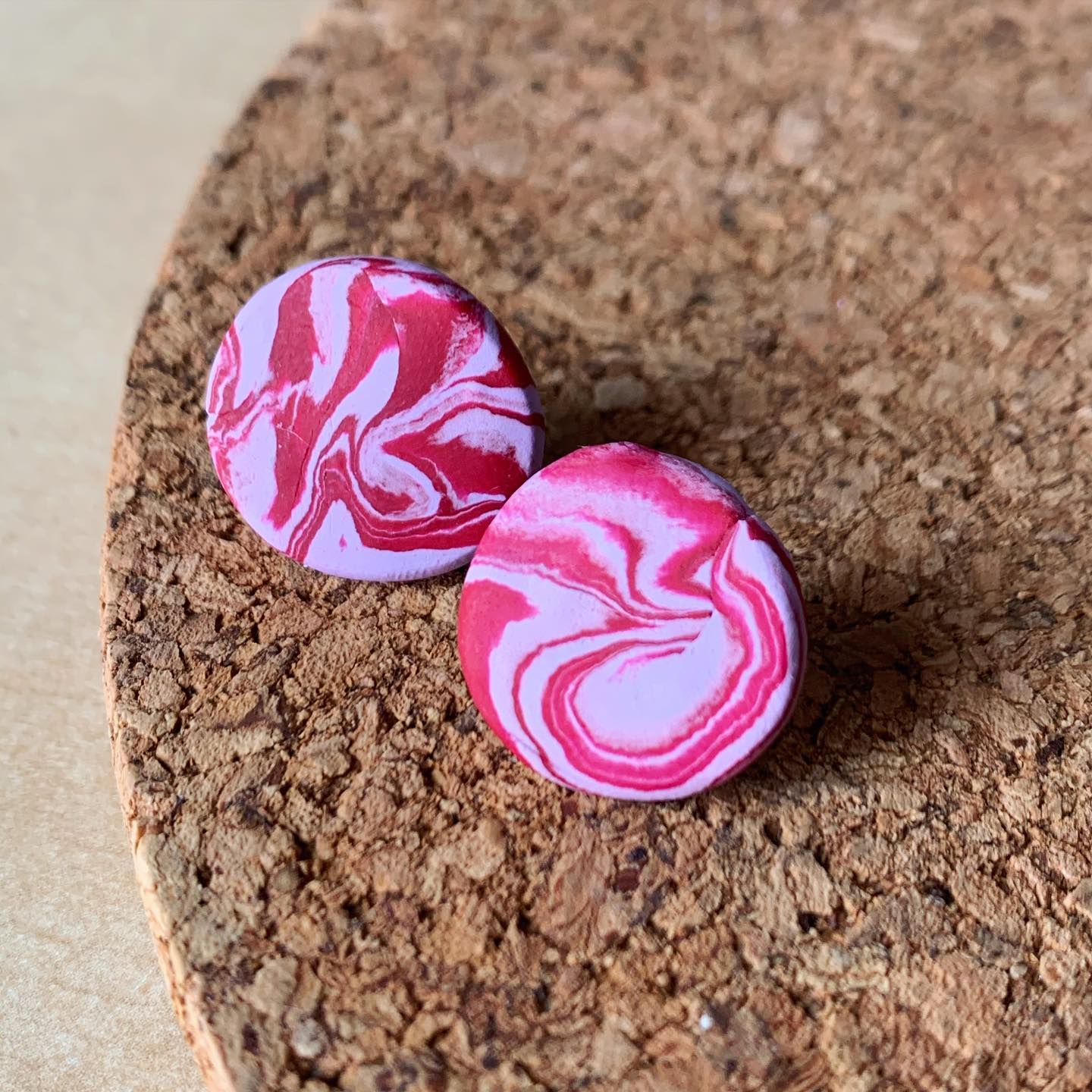 Red Sea Marbled Studs
