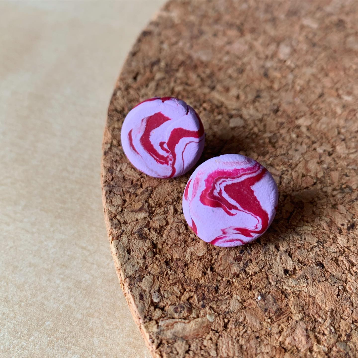 Red Sea Marbled Studs